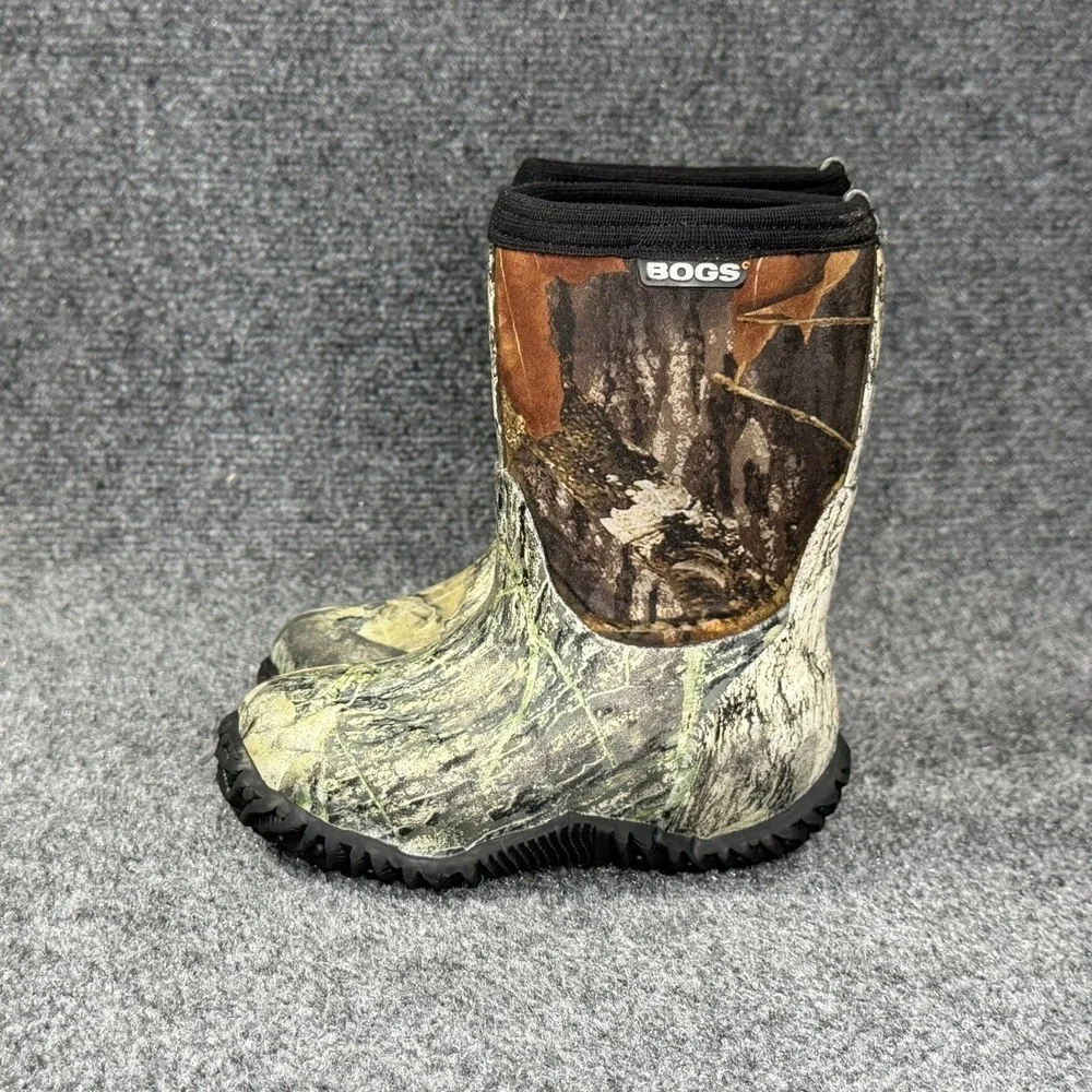 Bogs Classic Mid Waterproof Insulated Rain Boots Boy's 7 Mossy Oak Camo Hunting